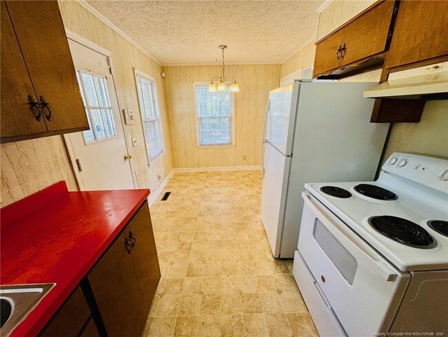 Building Photo - 803 Floyd St