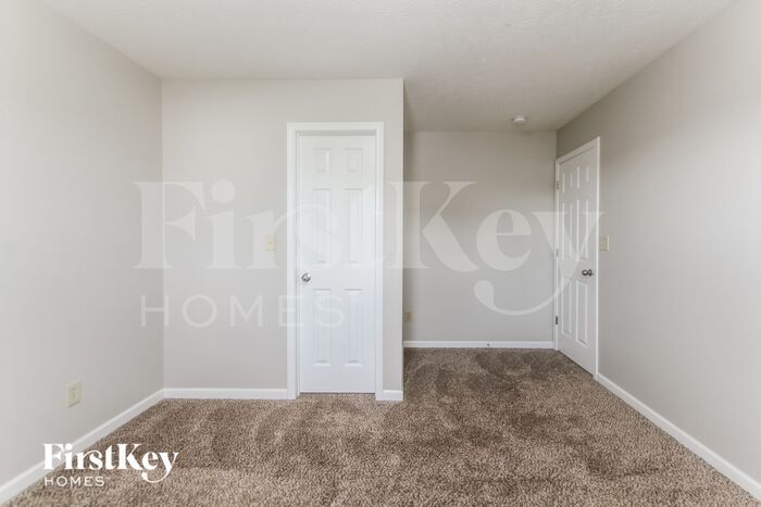 Building Photo - 18185 Knobstone Way