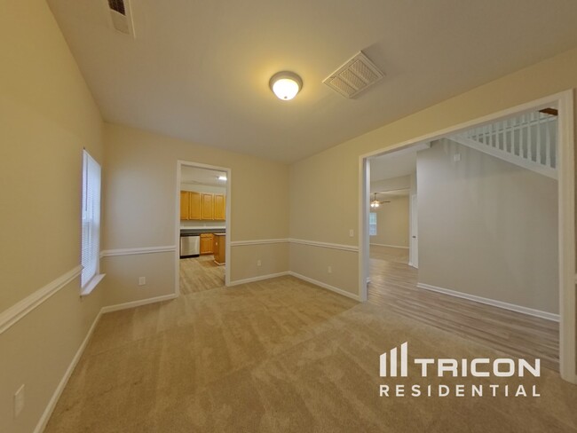 Building Photo - 3830 Pauline Ln