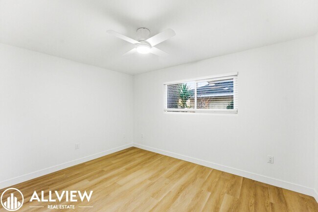 Building Photo - 16781 Bardon Ln