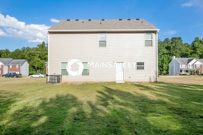 Building Photo - 4 Bedroom Pet-Friendly Home in Covington, ...