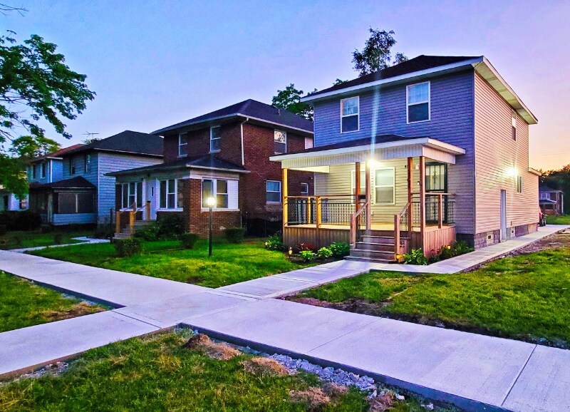 Building Photo - 708 Vermont St