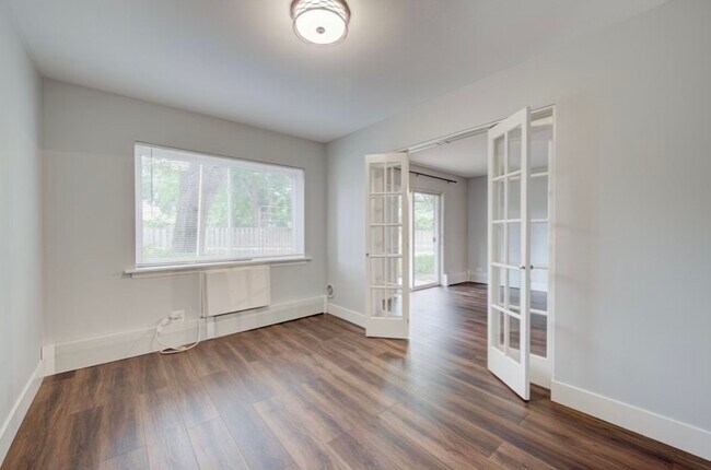 Building Photo - 2323 S Goebbert Rd