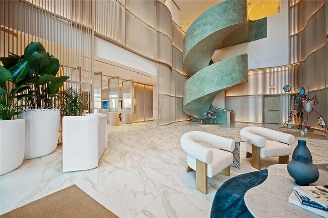 Building Photo - 900 N Ocean Blvd