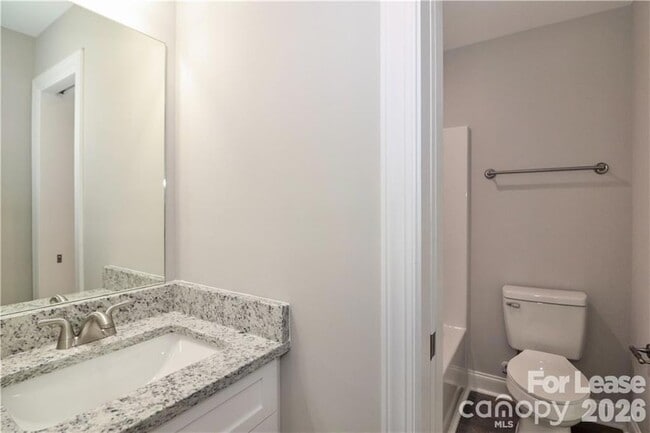 Building Photo - 3971 Newhall Dr NW