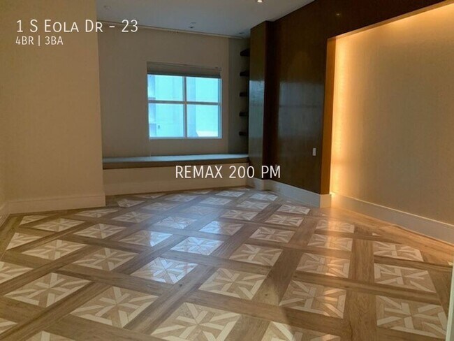 Building Photo - 1 S Eola Dr