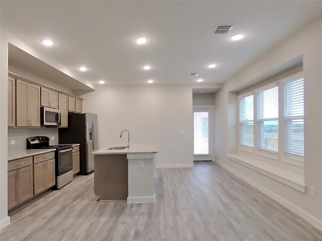 Building Photo - 1733 Mexican Heather Dr