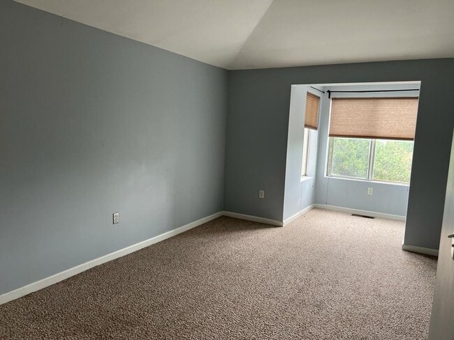 Building Photo - NOW AVAILABLE FOR RENTAL!!! A condominium-...