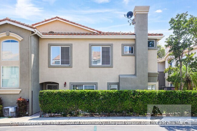 Primary Photo - Gorgeous End unit in Rancho Santa Margarita!