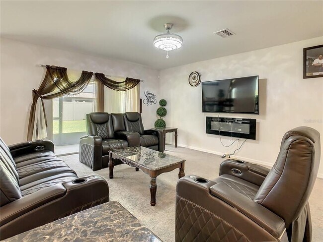 Building Photo - 30344 Marquette Ave