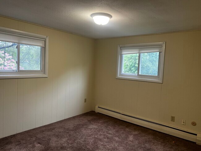 Building Photo - 7 Beacon St