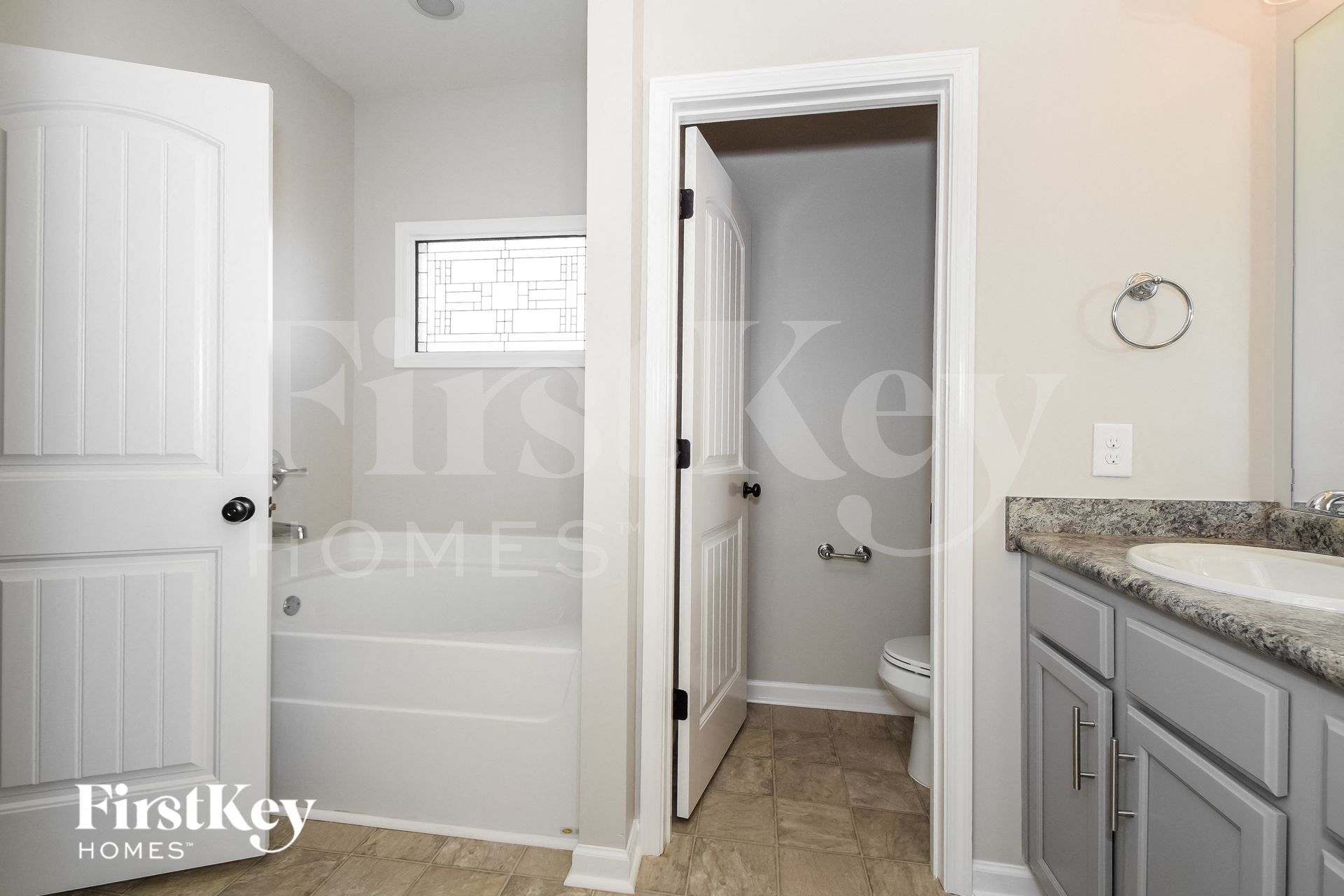 Building Photo - 609 Waterstone Dr