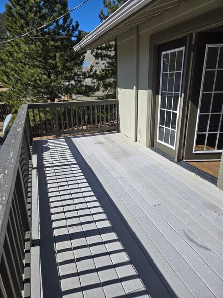 Deck - 2089 Eagle Cliff Rd