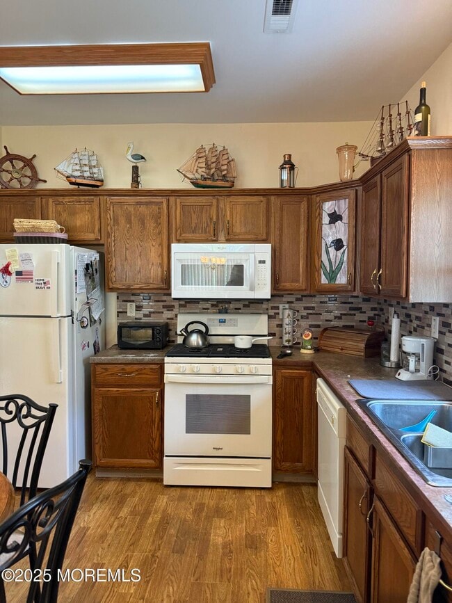 Building Photo - 48 Saxony Cir