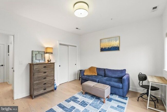 Building Photo - 662 Glick Ct NW