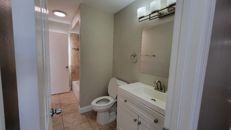 Building Photo - 235 Chadworth Dr