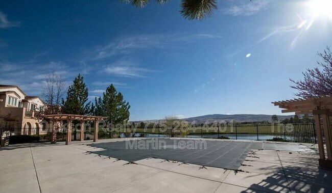 Building Photo - 6230 Ingleston Dr