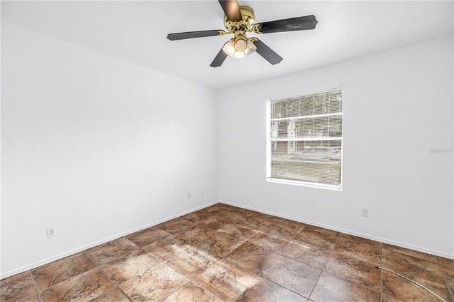 Building Photo - 1400 Gandy Blvd N