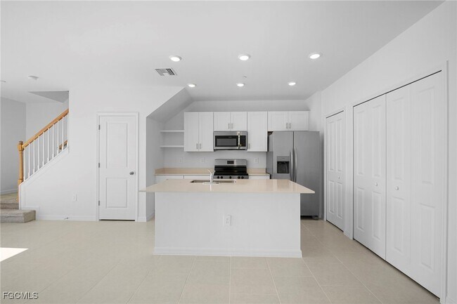 Building Photo - 4224 Caterina Ct