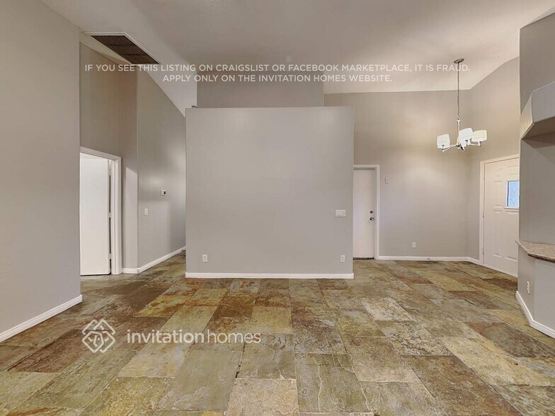 Building Photo - 1805 E Juniper Ave