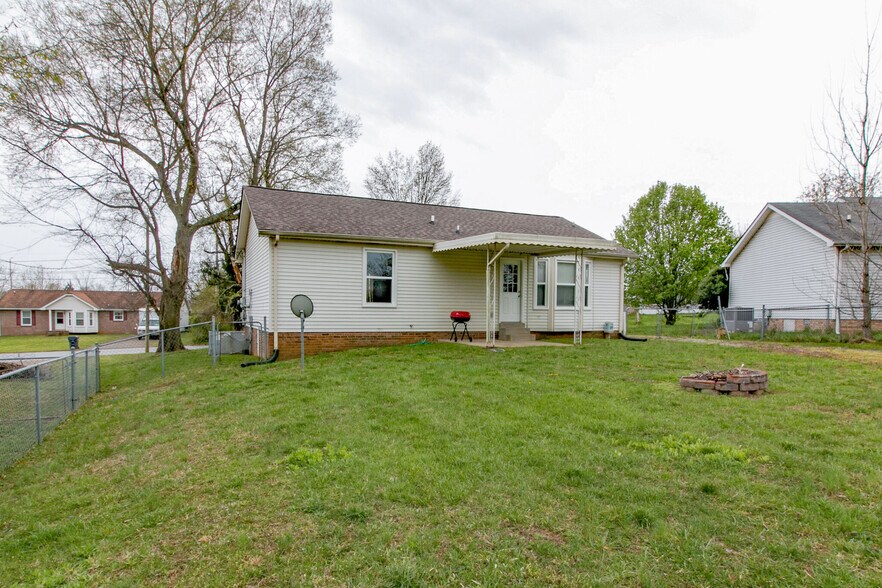 Building Photo - 207 Quail Ridge Rd