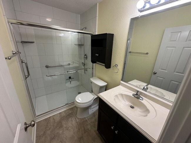 Building Photo - 1290 Pyrtle Dr
