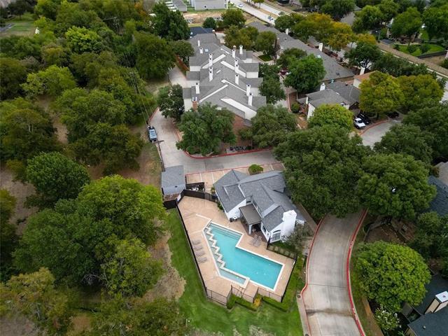Building Photo - 501 Arbor Creek Dr