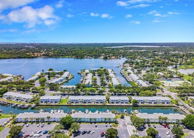 Building Photo - 4730 Coquina Key Dr SE