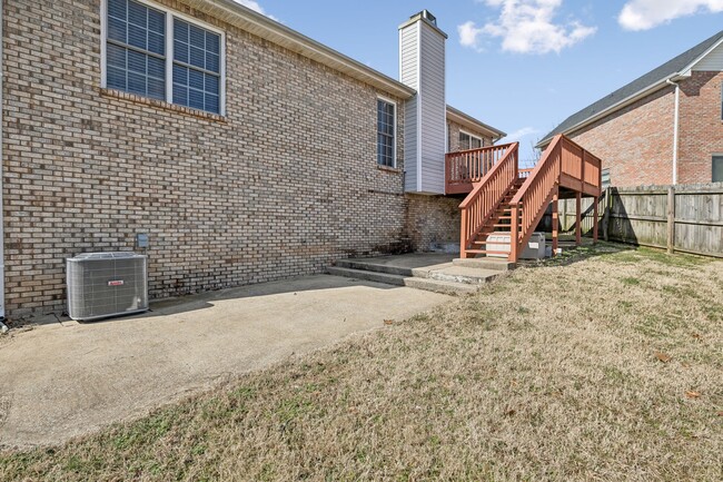 Building Photo - 1307 Bluebonnet Dr