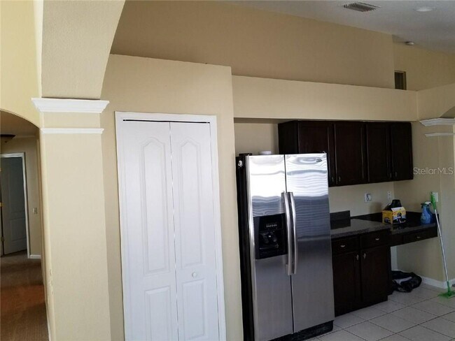 Building Photo - 1424 Wylie Ct