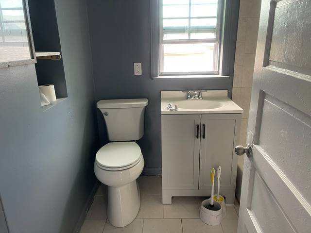 Building Photo - 432 S 1st Ave