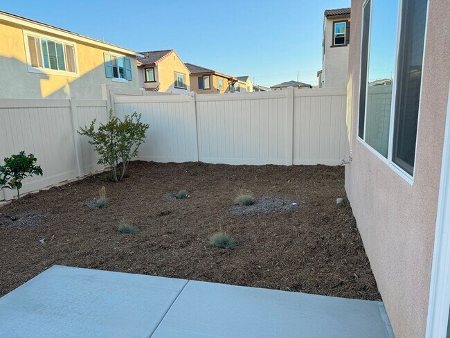 Building Photo - Brand new house at Winchester road in Brand New Willow Springs community - close to everywhere