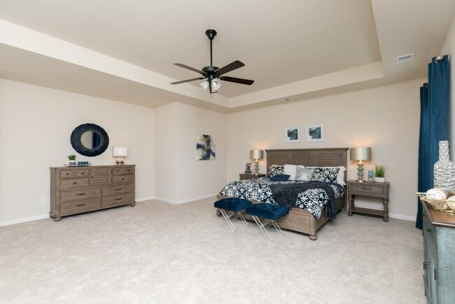 Building Photo - 1856 Hanover W Dr