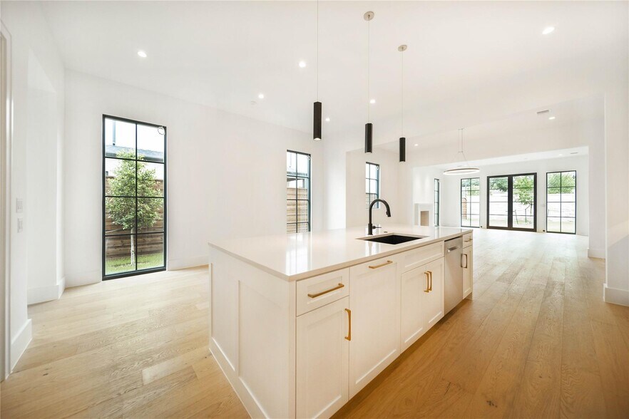 Building Photo - 9713 Kerrisdale Ln