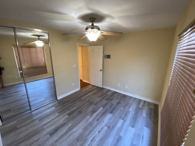 Building Photo - Stonemark on Avocado