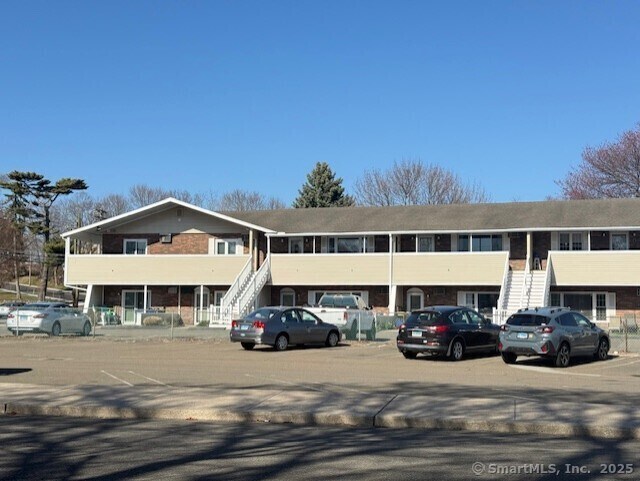Building Photo - 157.5 Kings Hwy