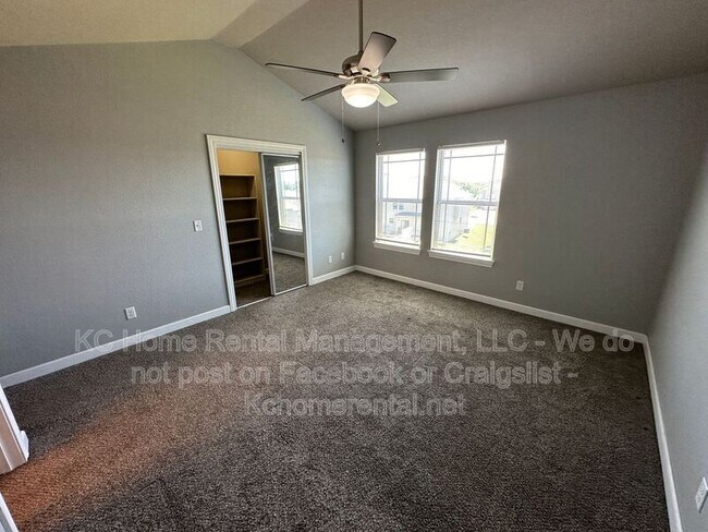 Building Photo - 10541 Kane Dr