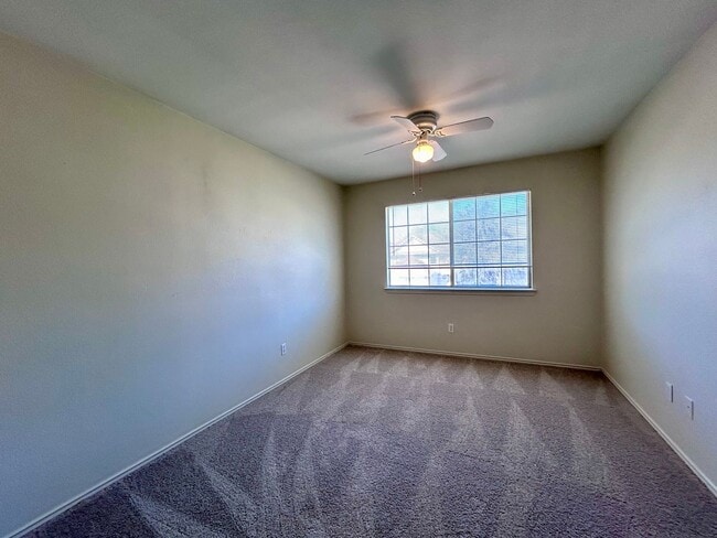 Building Photo - 9703 Nightjar Dr