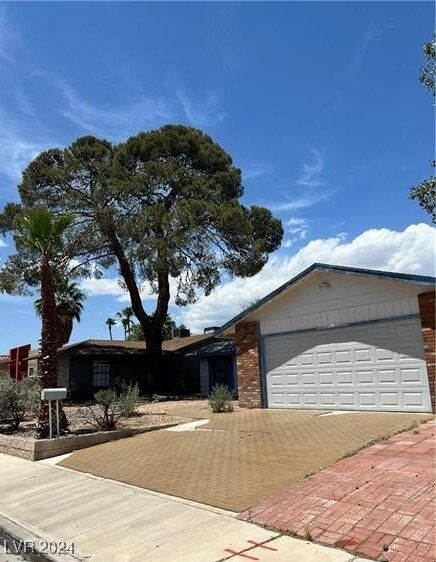 Building Photo - 6264 Bullion Blvd