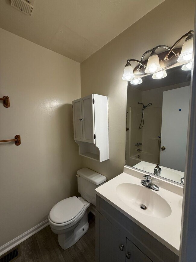 Building Photo - 2BR/2BA Beachside Condo – Close to Naval Base, Dining & Shopping