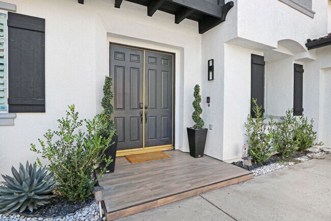 Building Photo - 4386 Bayhill Ln