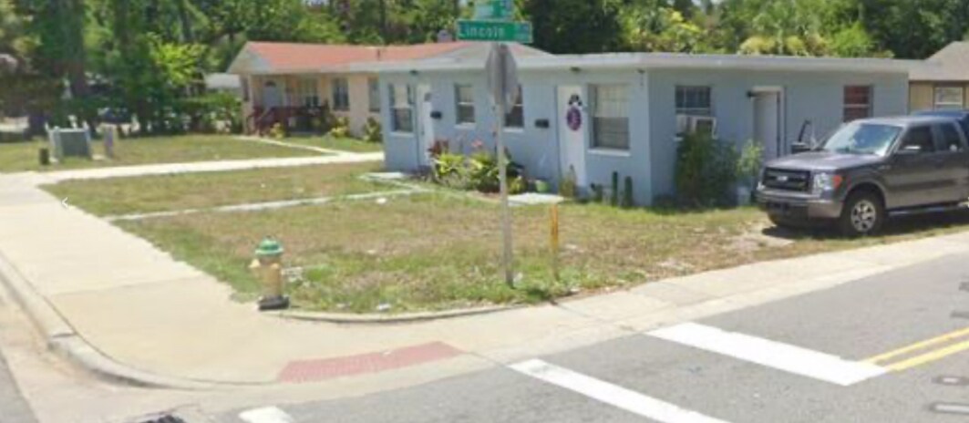 Building Photo - 706 Orange Ave