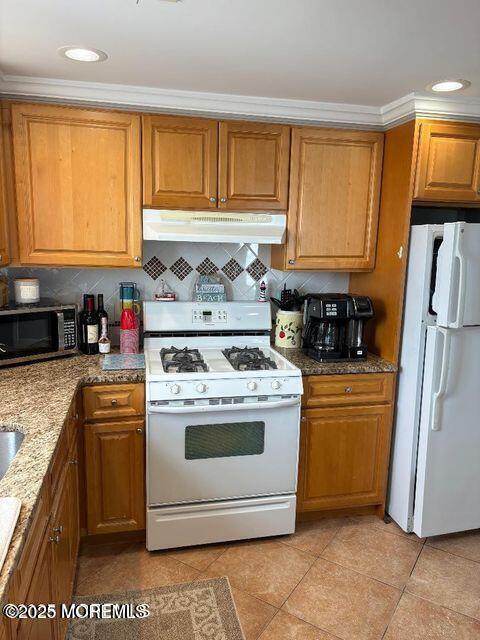 Building Photo - 217 Blaine Ave