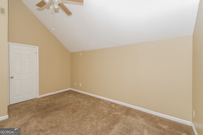 Building Photo - 5320 Brickleberry Way