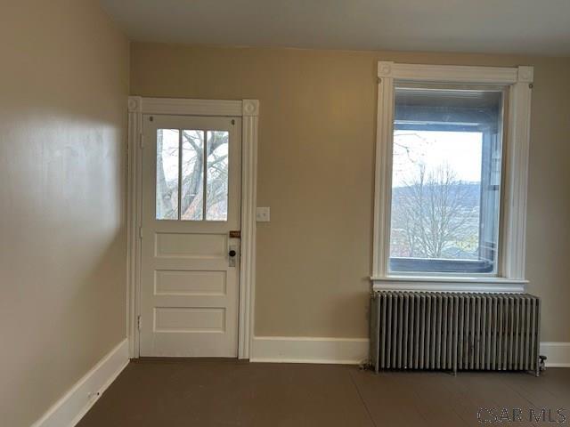 Building Photo - 614 Forest Ave