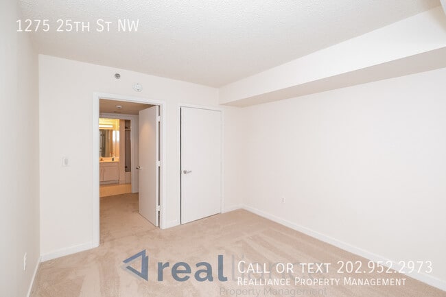 Building Photo - 1275 25th St NW