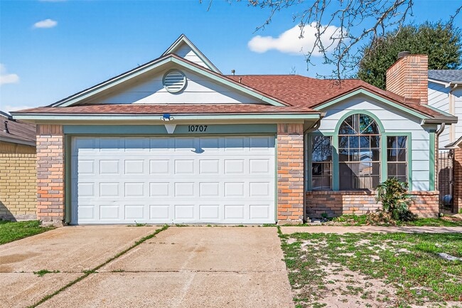 Building Photo - 10707 Staghill Dr