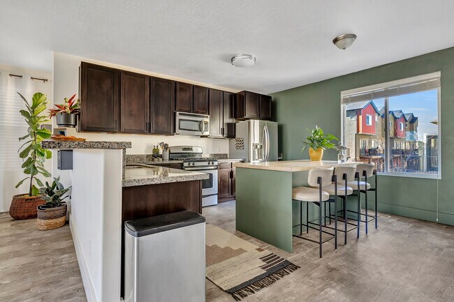 Building Photo - 3727 S Gowan Ln