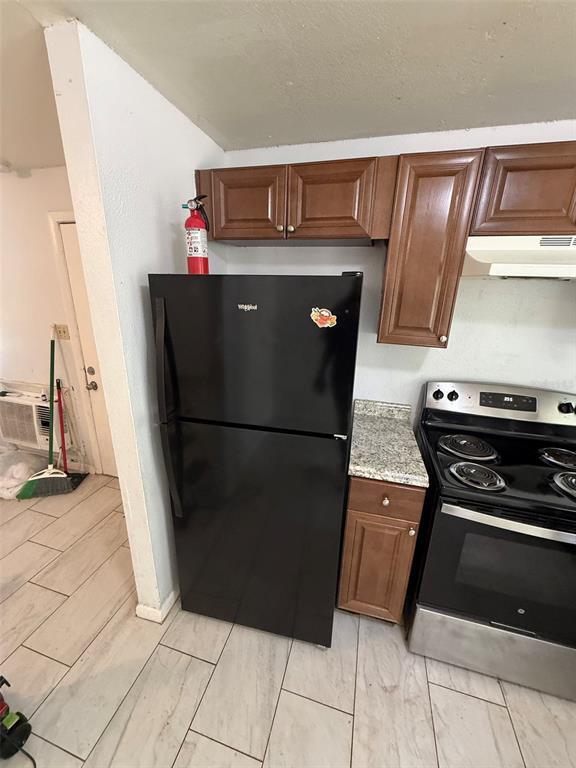 Building Photo - 8105 N Klondyke St