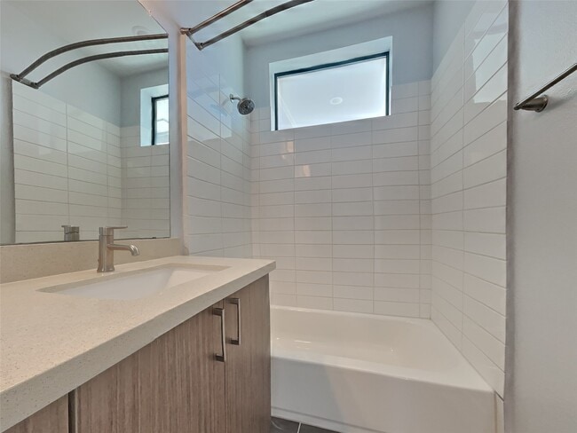 Building Photo - 2401 Crawford St